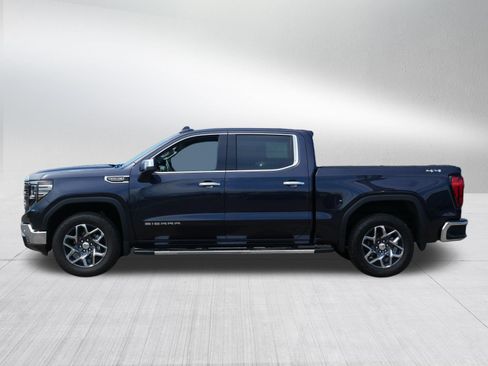 Used 2025 GMC Sierra 1500 SLT w/ SLT Premium Package AWD/4WD image 4