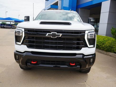 New 2026 Chevrolet Silverado 2500 LT w/ Trail Boss Package AWD/4WD image 3