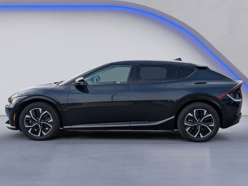Used 2023 Kia EV6 Wind image 6
