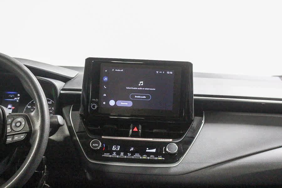 Used 2024 Toyota Corolla LE FWD image 14