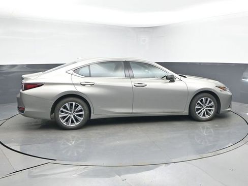 Used 2021 Lexus ES 250 w/ Premium Package image 8