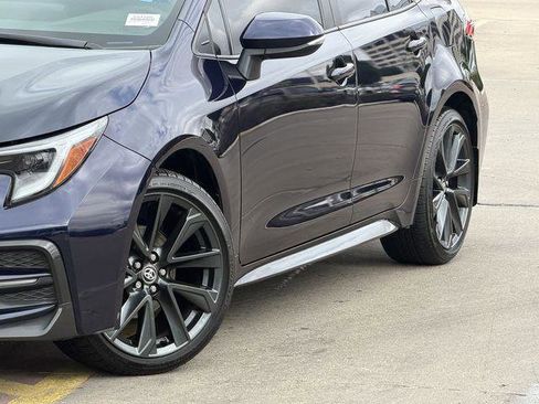 Certified 2025 Toyota Corolla SE FWD image 3