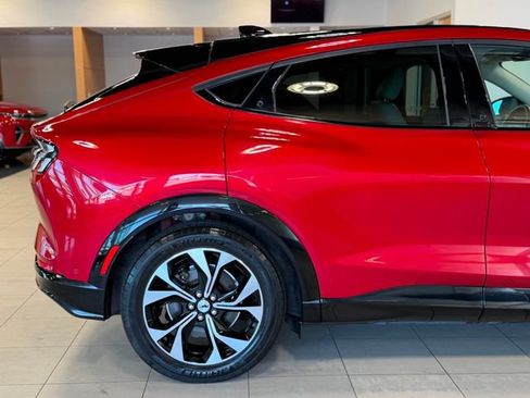 Used 2021 Ford Mustang Mach-E Premium AWD/4WD image 17