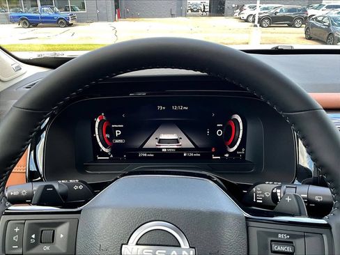 Used 2026 Nissan Pathfinder Platinum AWD/4WD image 15