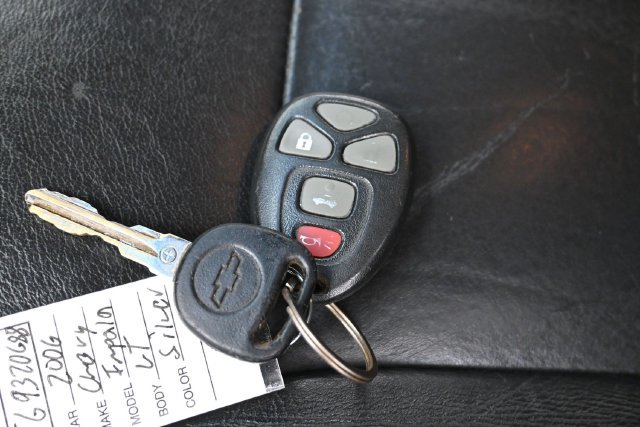 Used 2006 Chevrolet Impala LT FWD image 24