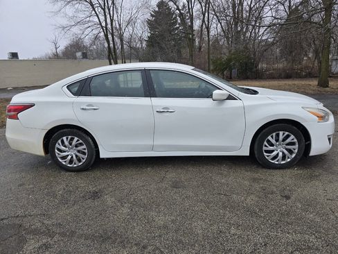 Used 2015 Nissan Altima 2.5 S w/ Power Driver Seat Package image 4