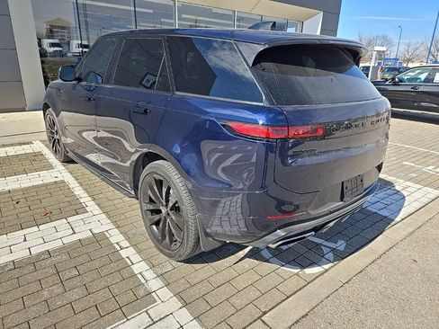 Used 2023 Land Rover Range Rover Sport SE Dynamic image 7