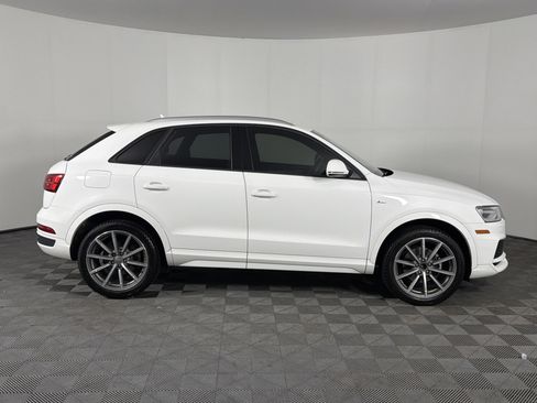 Used 2018 Audi Q3 2.0T Premium FWD image 30