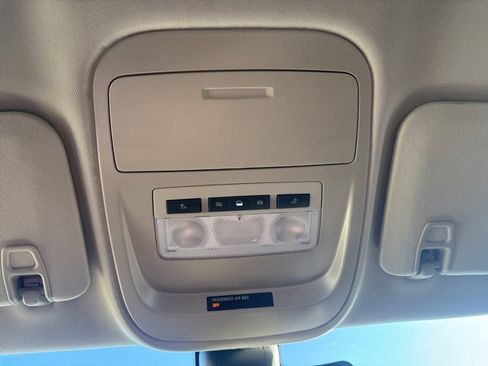 Used 2022 GMC Canyon Denali image 27