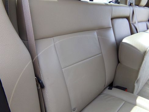 Used 2005 Ford F150 Lariat image 32