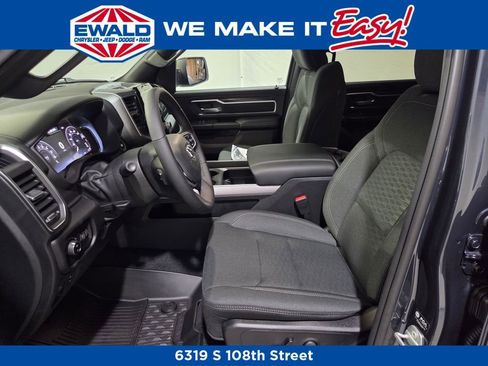 New 2026 RAM 1500 Big Horn AWD/4WD image 12