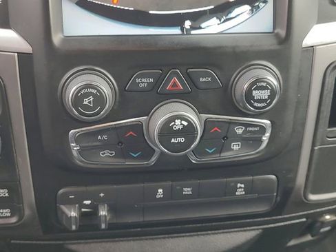 Certified 2022 RAM 1500 Classic SLT w/ Electronics Group image 16