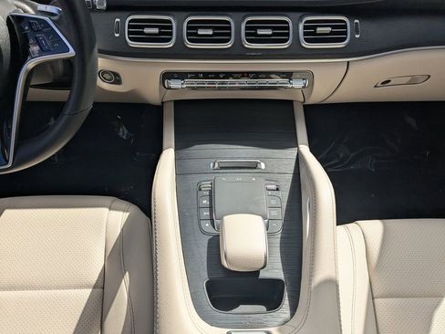 Certified 2024 Mercedes-Benz GLE 350 4MATIC w/ Driver Assistance Package image 6