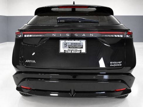 Certified 2023 Nissan Ariya AWD image 9