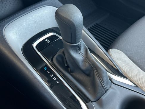 New 2025 Toyota Corolla LE FWD image 19