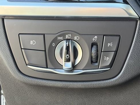 Used 2021 BMW X4 xDrive30i w/ Premium Package image 18