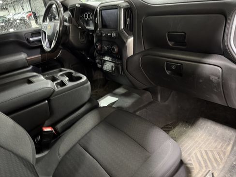 Used 2022 Chevrolet Silverado 3500 LT w/ Convenience Package AWD/4WD image 31