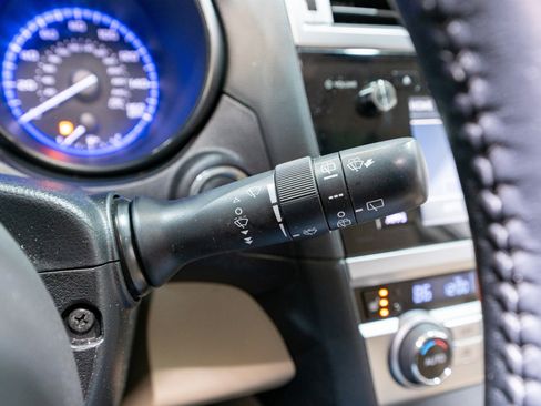 Used 2016 Subaru Outback 3.6R Limited image 29