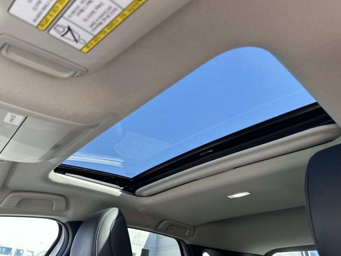 Certified 2025 MAZDA CX-30 AWD 2.5 S w/ Preferred Package image 29