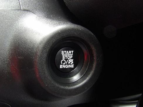 Used 2024 RAM ProMaster 2500 w/ Convenience Group FWD image 22