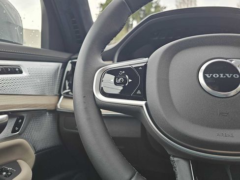 New 2026 Volvo XC90 T8 Ultra w/ Lounge Package image 35