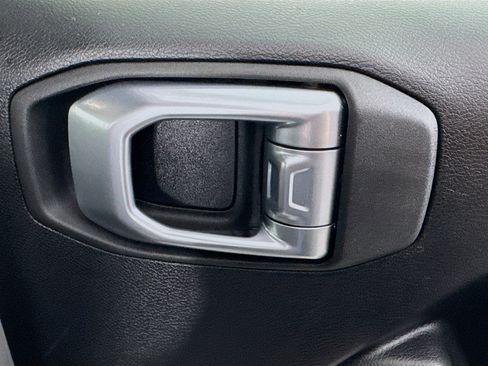 Used 2023 Jeep Wrangler Sport image 30