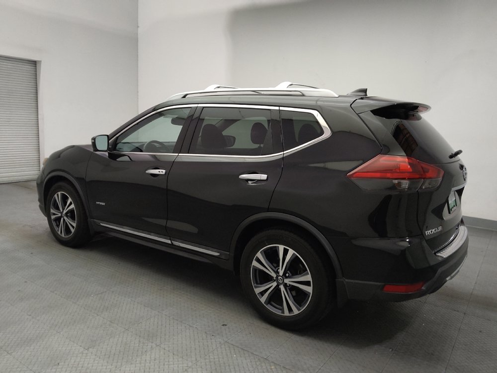 Used 2018 Nissan Rogue SL FWD image 3