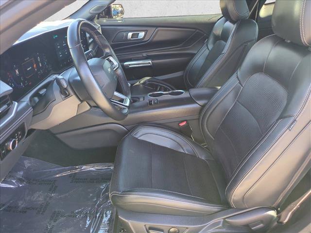 Used 2025 Ford Mustang GT Premium RWD image 16