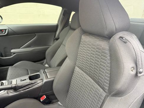 Used 2023 Toyota GR86 image 21