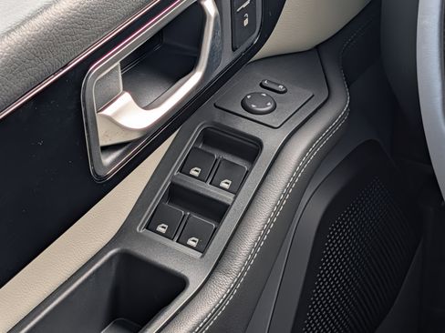 New 2025 INEOS Grenadier Fieldmaster Edition image 24