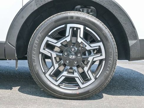 New 2025 Hyundai Santa Cruz Limited image 9