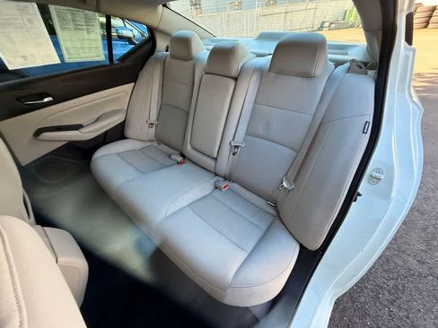 Used 2020 Nissan Altima 2.5 S FWD image 13