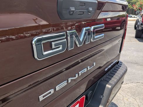 Used 2024 GMC Sierra 2500 Denali Ultimate w/ Max Trailering Package AWD/4WD image 31