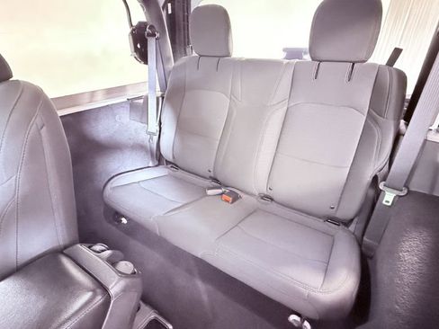 Used 2021 Jeep Wrangler Sport AWD/4WD image 19