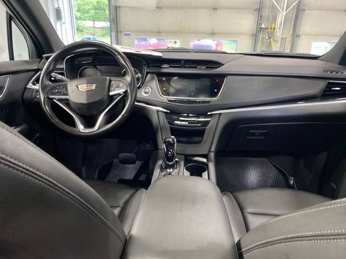 Used 2024 Cadillac XT6 Luxury w/ LPO, Floor Liner Package AWD/4WD image 20