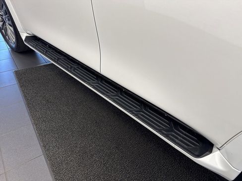 Used 2021 INFINITI QX80 Sensory w/ All-Season Package image 14