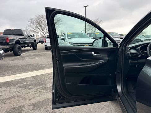 Used 2021 Hyundai Santa Fe SE image 11