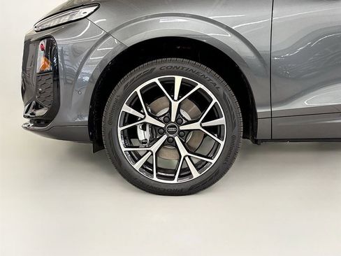 New 2026 Audi Q3 quattro 2.0T AWD/4WD image 23