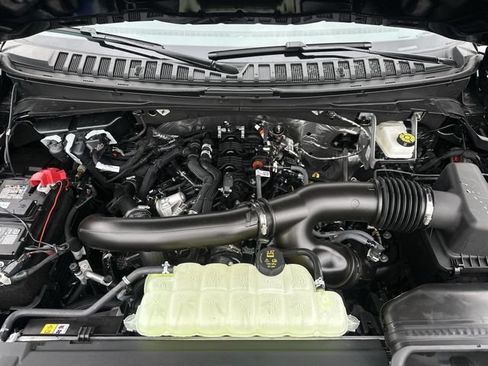New 2026 Ford Expedition Active AWD/4WD image 19