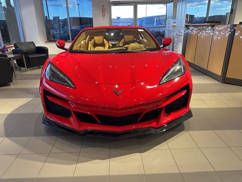 Used 2024 Chevrolet Corvette E-Ray w/ ZER Performance Package image 2