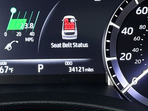 Used 2023 Toyota Highlander XLE image 38