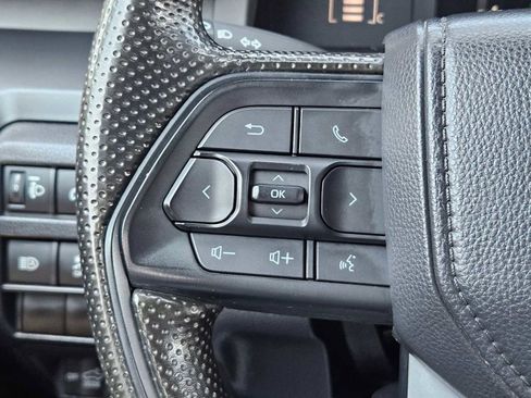 Used 2024 Toyota Tacoma SR RWD image 17