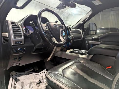 Used 2018 Ford F350 Platinum w/ Platinum Ultimate Package image 9