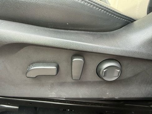 Used 2019 Subaru Forester Limited image 23