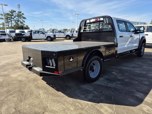 New 2026 Ford F550 4x4 Crew Cab image 8