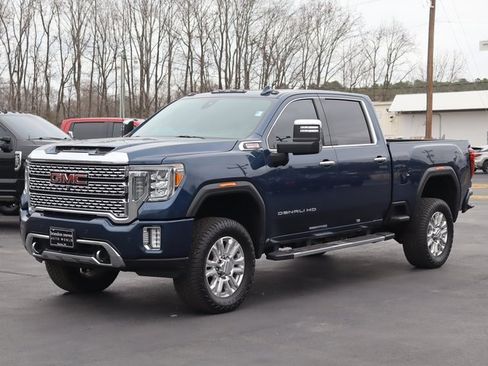 Used 2020 GMC Sierra 2500 Denali w/ Denali Ultimate Package image 2