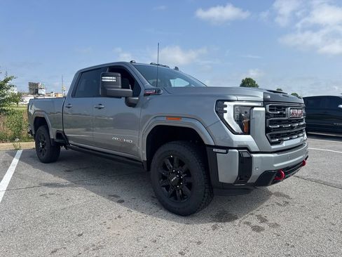 New 2026 GMC Sierra 2500 AT4 w/ AT4 Premium Plus Package AWD/4WD image 7