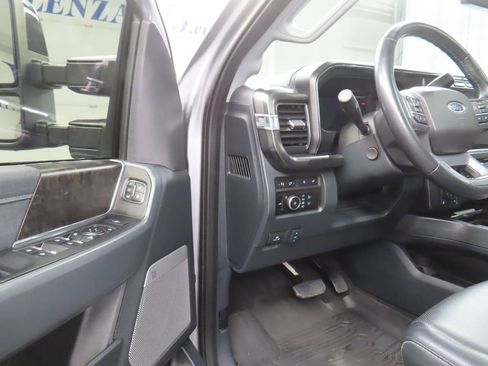 Used 2024 Ford F250 Lariat w/ Lariat Ultimate Package AWD/4WD image 64