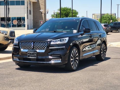 Used 2023 Lincoln Aviator Black Label Grand Touring AWD/4WD image 8