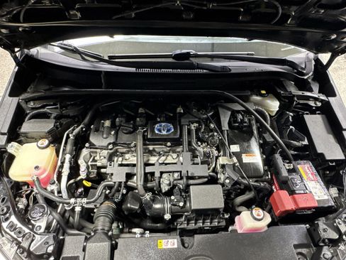 Used 2020 Toyota Corolla LE FWD image 29
